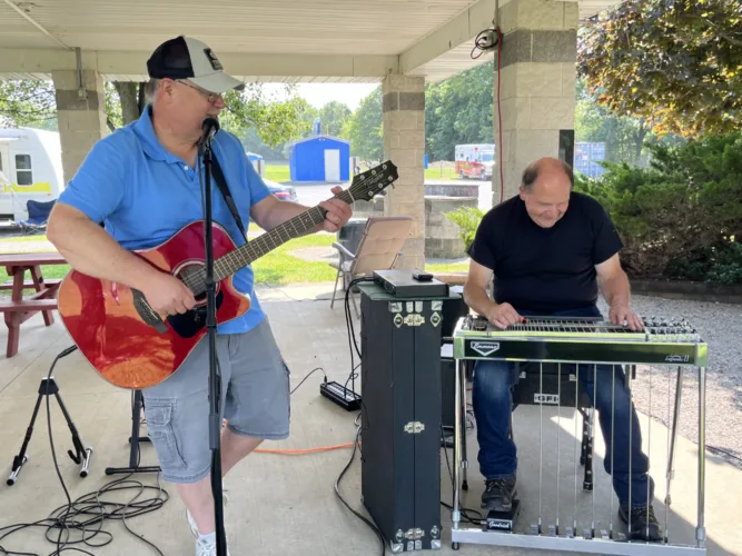 Mecca community comes together for celebration